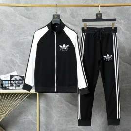 Picture of Gucci Sweater Suits _SKUGucciM-3XL25wr2039823